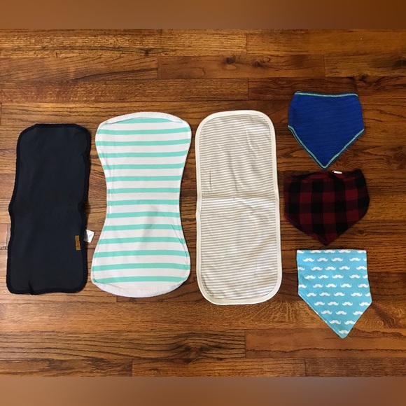 Other - Baby Bibs & Burp Cloth Set of 6 Boy or Girl 
3 Bibs
3 Burp Cloths
Unisex Infant